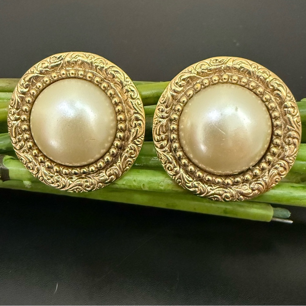 Vintage Unsigned Victorian Faux Pearl Button Gold-tone Statement Earrings 15g.